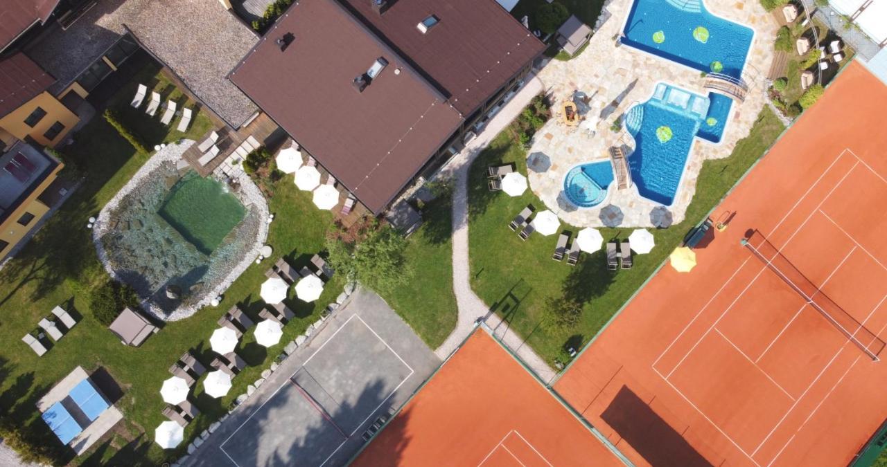 Vital & Sporthotel Brixen Brixen im Thale Exterior photo