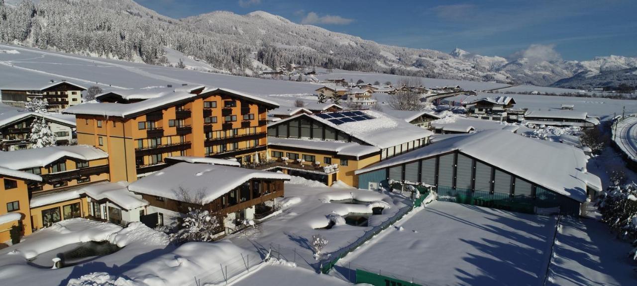Vital & Sporthotel Brixen Brixen im Thale Exterior photo